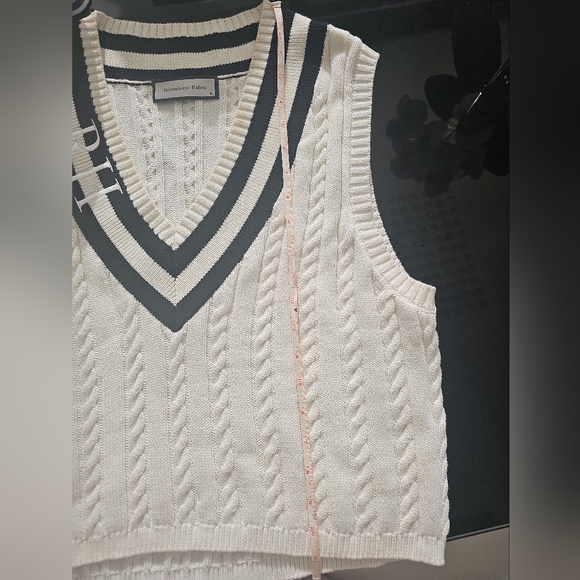 Recreational Habits Steffi Cricket sweater vest SZ XL Worn Once fits M/L Nwot - Picture 9 of 9
